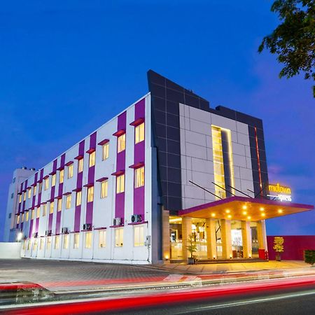 Midtown Xpress Sampit - Kalimantan Tengah Luaran gambar