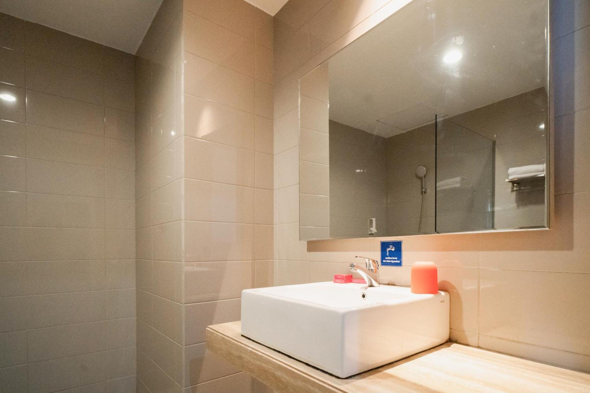 Midtown Xpress Sampit - Kalimantan Tengah Luaran gambar