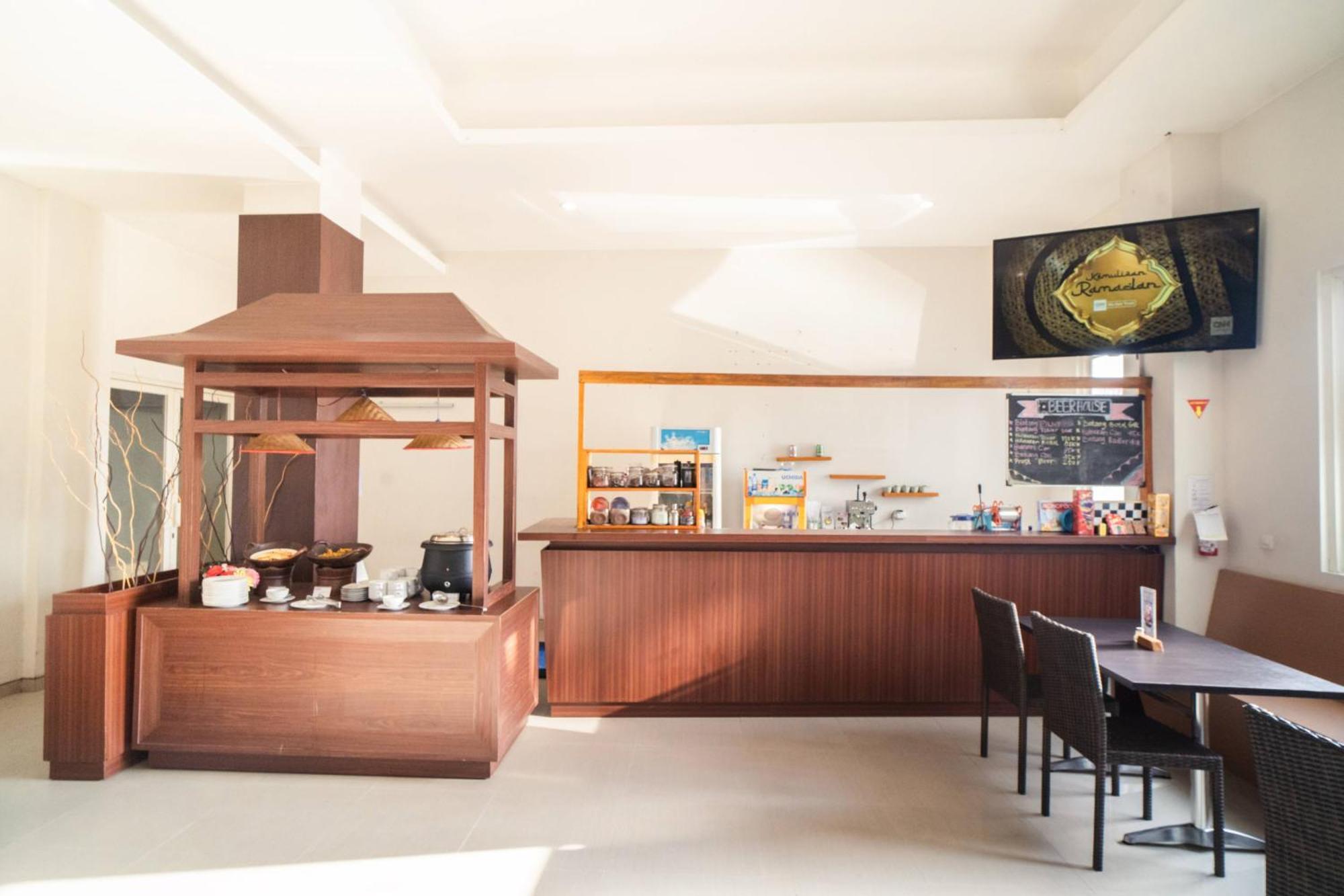 Midtown Xpress Sampit - Kalimantan Tengah Luaran gambar