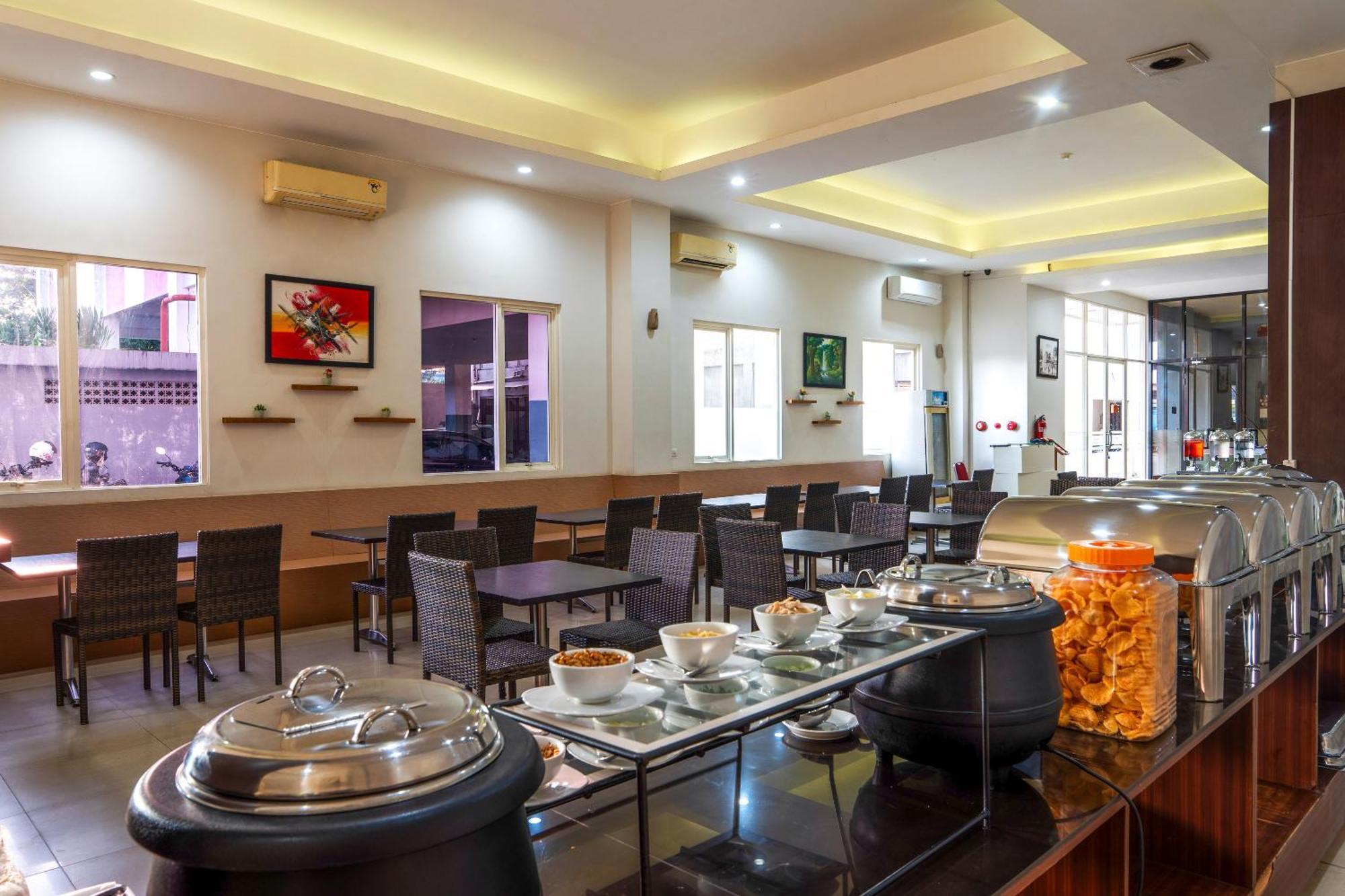 Midtown Xpress Sampit - Kalimantan Tengah Luaran gambar
