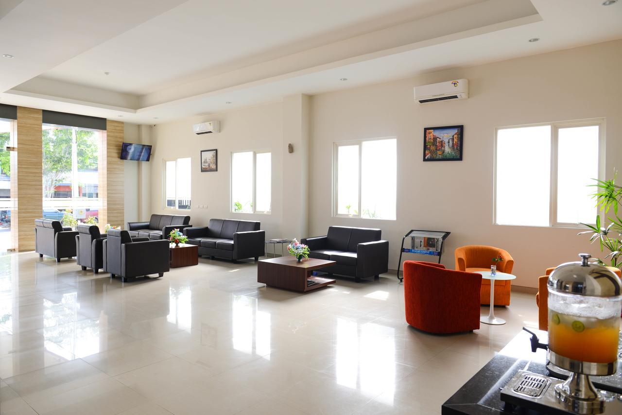 Midtown Xpress Sampit - Kalimantan Tengah Luaran gambar