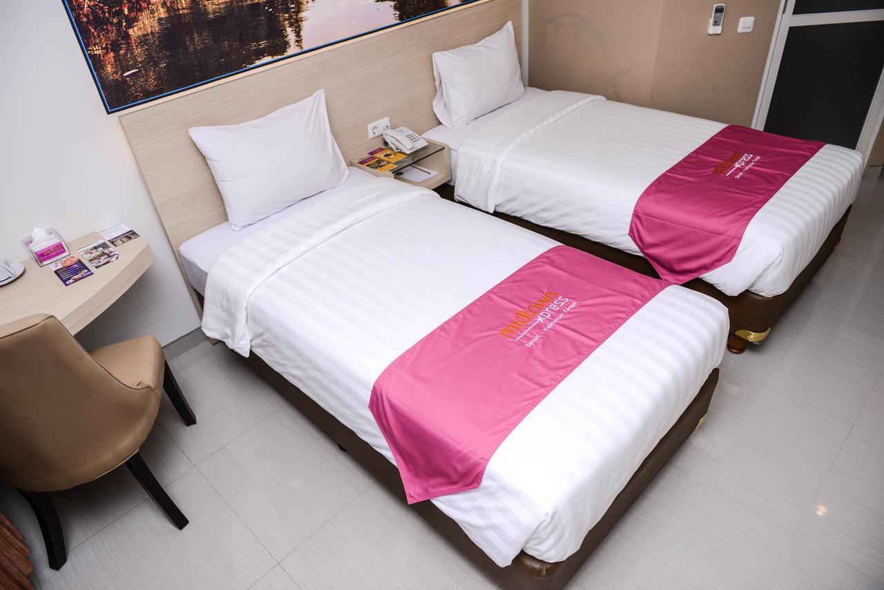 Midtown Xpress Sampit - Kalimantan Tengah Luaran gambar