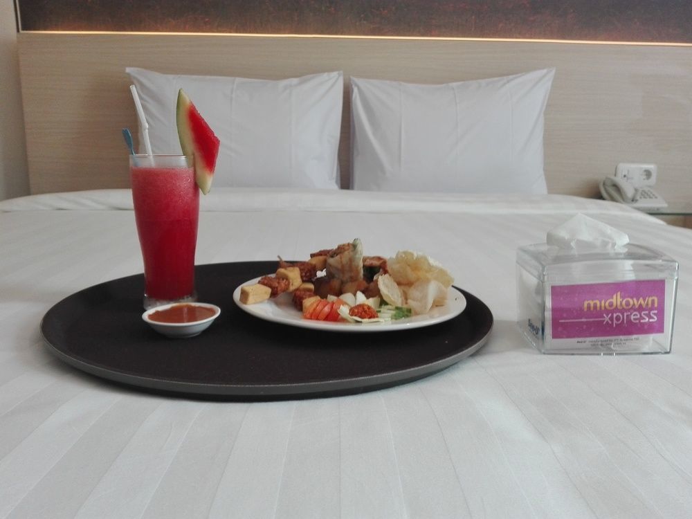 Midtown Xpress Sampit - Kalimantan Tengah Luaran gambar